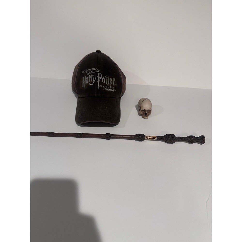 Harry Potter Wizarding World Interactive Elder Wand & Death Eater skull and hat